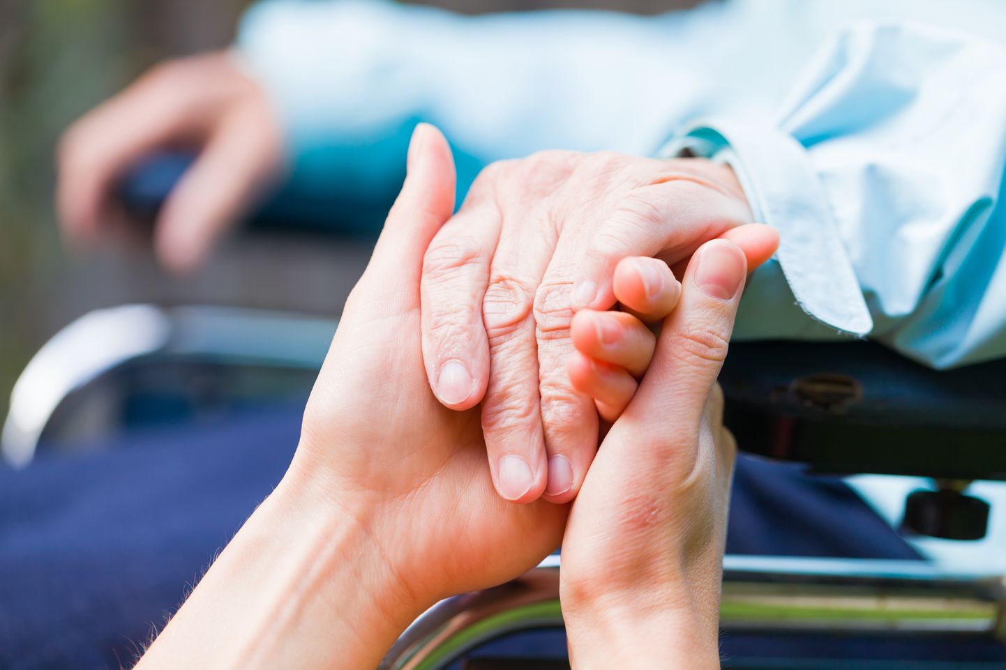 Elanikkonna vananedes kasvab nõudlus eakatele vajalike tervishoiu- ja sotsiaalhoolekandeteenuste järele