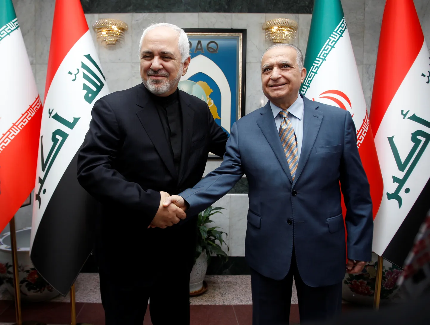 Iraani välisminister Javad Zarif (vasakul) koos oma Iraagi kolleegi Mohamed Ali Alhakimiga.