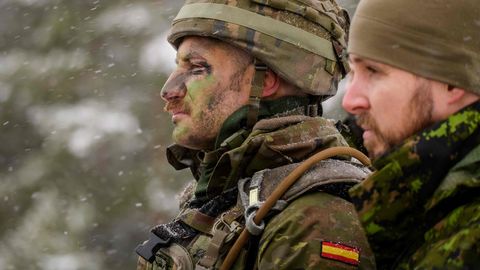 Испания планирует отправить в Латвию зенитно-ракетную батарею и около 100 солдат
