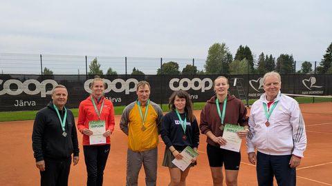 Tennisemeistrite medalid jagunesid Paide ja Türi vahel