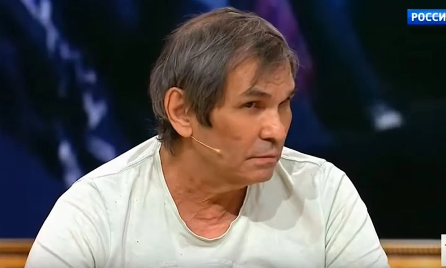 Бари Алибасов