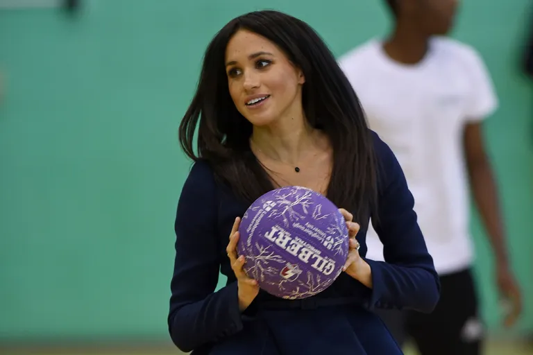 Sussexi hertsoginna Meghan ilmus avalikusse uue soenguga