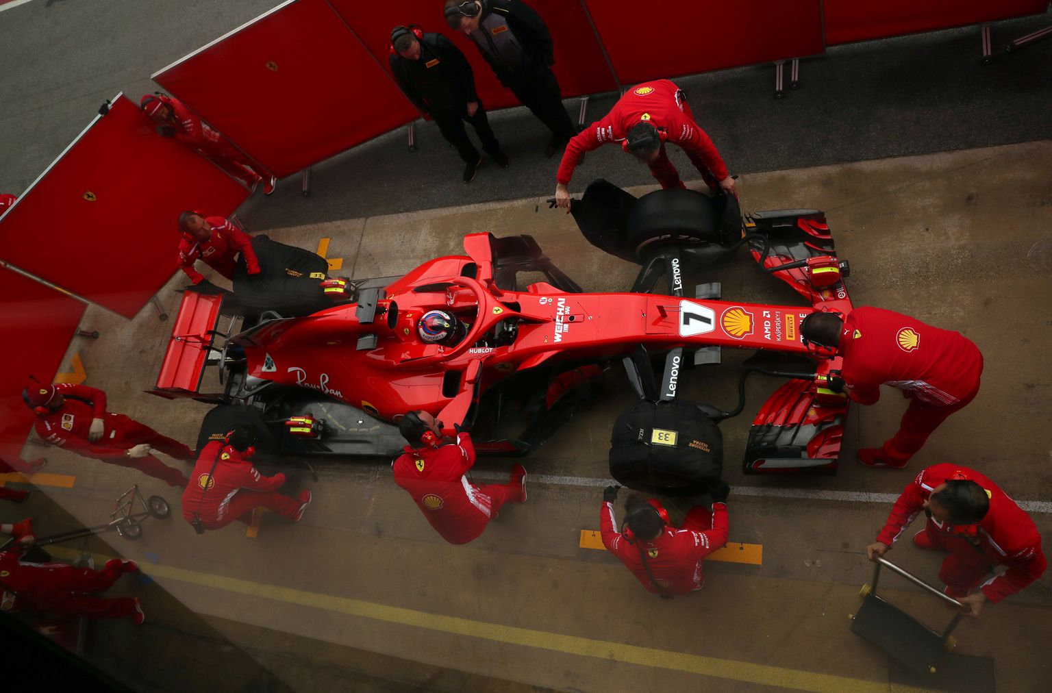 Ferrari meeskond palkas FIAst lisajõudu.