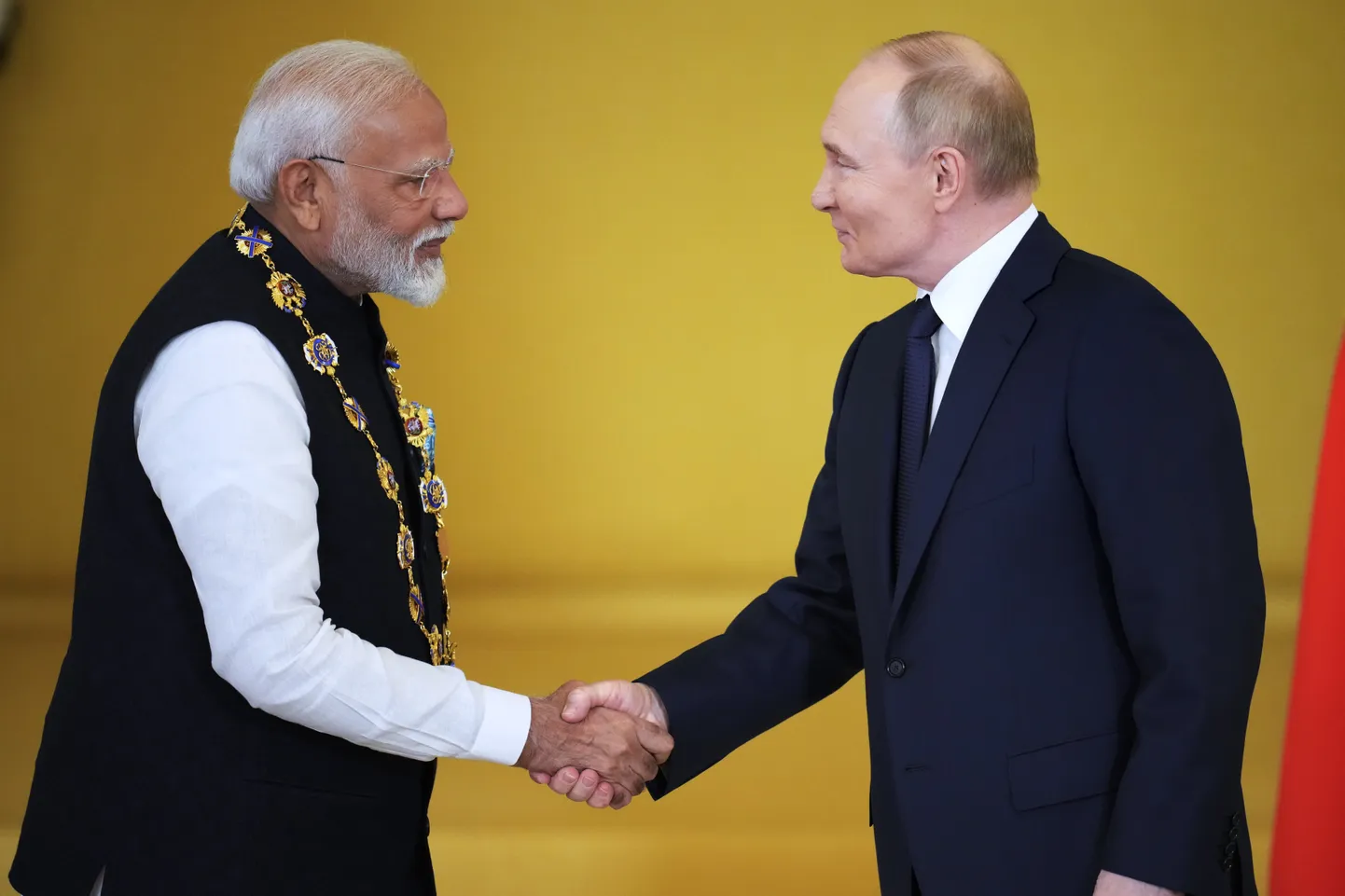 Modi un Putins.