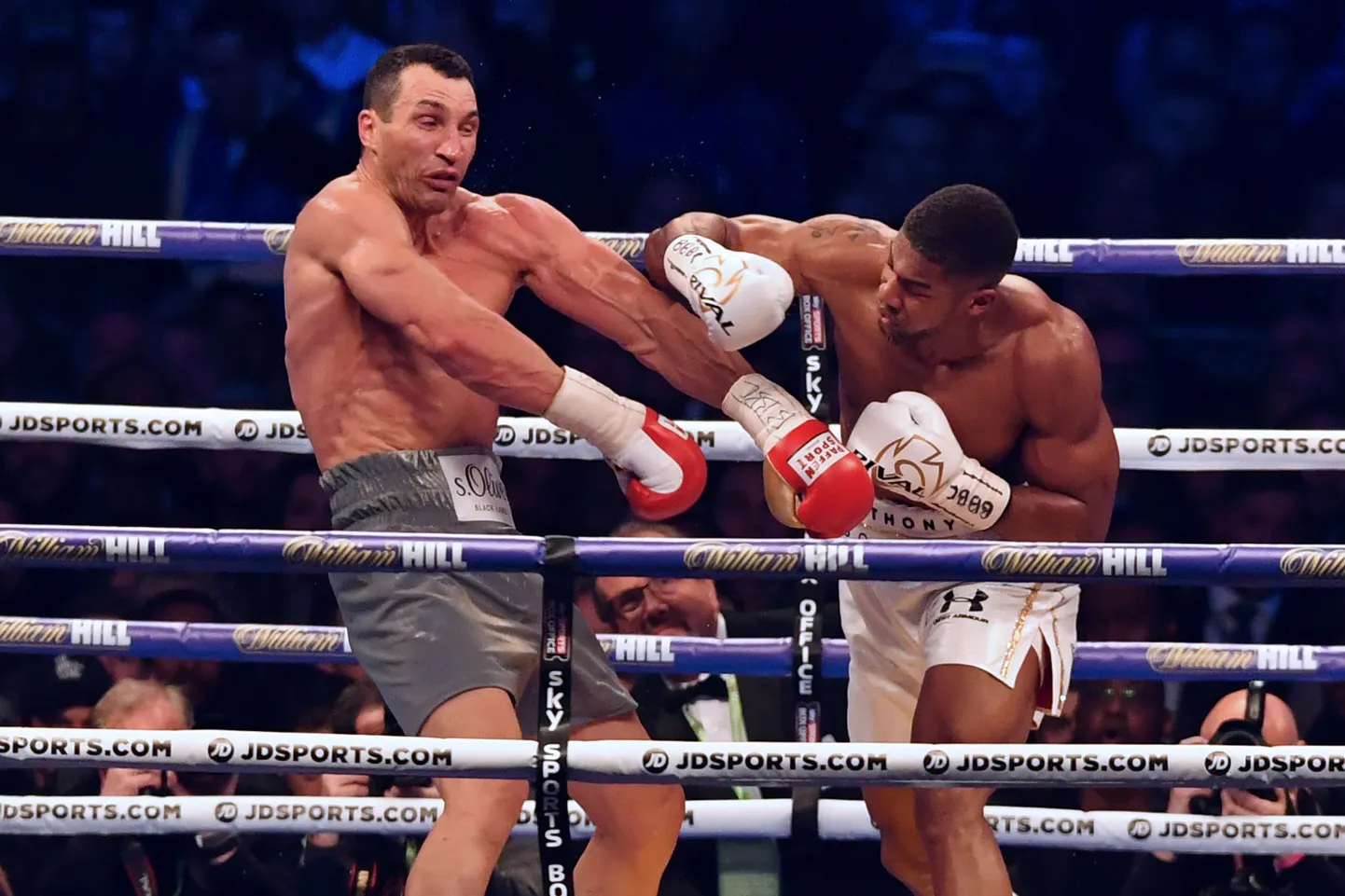 Vladimir Klitško karjääri lõpetas kaotus Anthony Joshuale