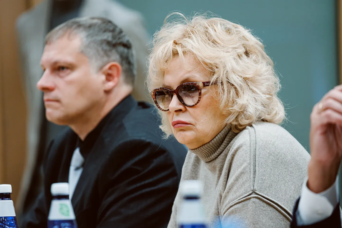 Tamara Komlova 2023. aastal Narva volikogu istungite saalis.