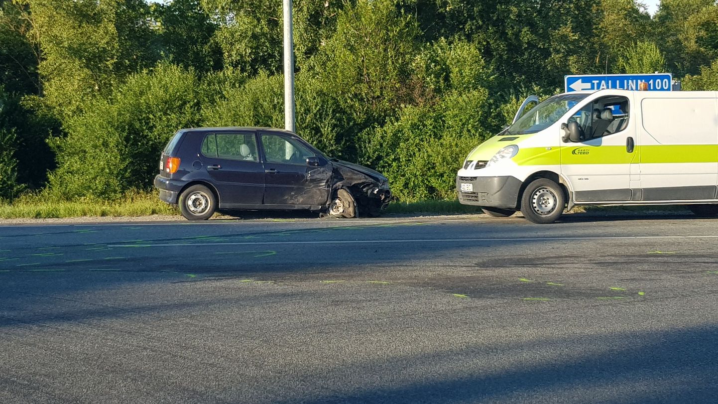 Liiklusõnnetus Sõmeru vallas.
