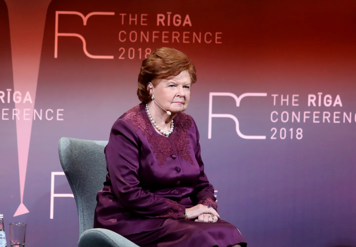 Bijusī Latvijas Valsts prezidente Vaira Vīķe - Freiberga piedalās drošības un aizsardzības forumā "Rīgas konference 2018" Latvijas Nacionālajā bibliotēkā.