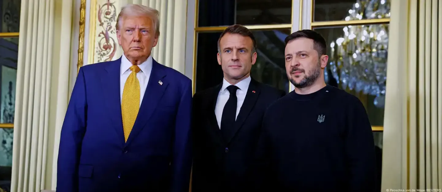 Дональд Трамп, Эммануэль Макрон и Владимир Зеленский на встрече в Париже 7 декабря 2024 года.