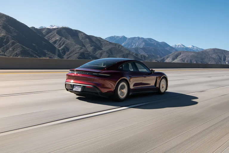 Porsche Taycan.