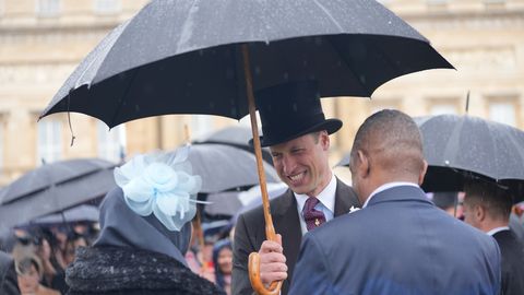 ФОТО ⟩ В утреннем костюме и шляпе-цилиндре: принц Уильям посетил садовую вечеринку