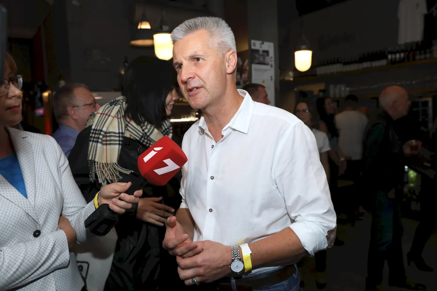 Euroopa Parlamendi saadik, partei Arengu Eest/Poolt! peaministrikandidaat Artis Pabriks eile õhtul.