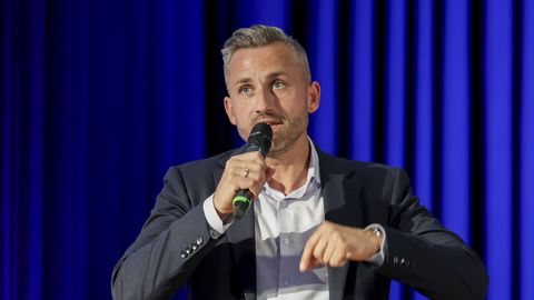 KREMLI KÄSI ⟩ Kas Moskva toetab valimiste eel Saksa paremäärmuslasi?