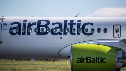 airBaltic отменяет направления и сокращает число вылетов: под удар попал и Таллинн