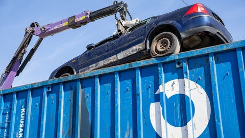Hoov puhtaks! Tehke vana autoga lõpparve ja register korda