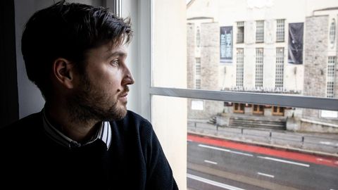 Laur Kaunissaare teatas koondamisest: ongi käes mu viimane tööpäev Südalinna Teatris