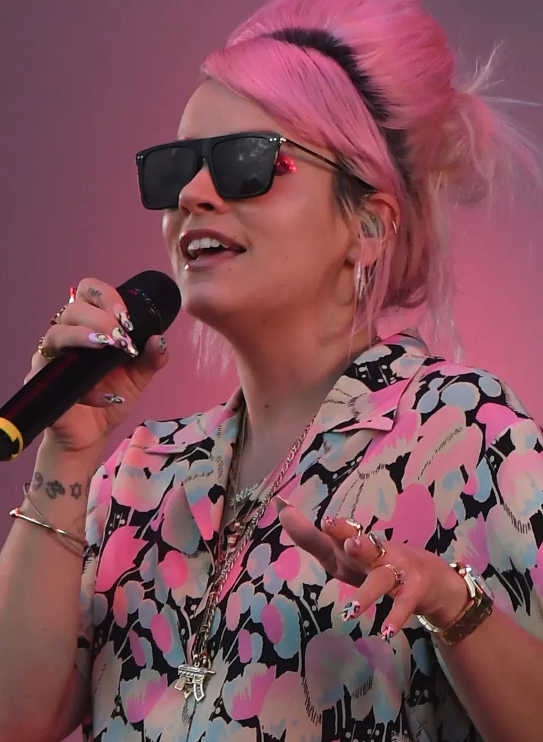Lily Allen.